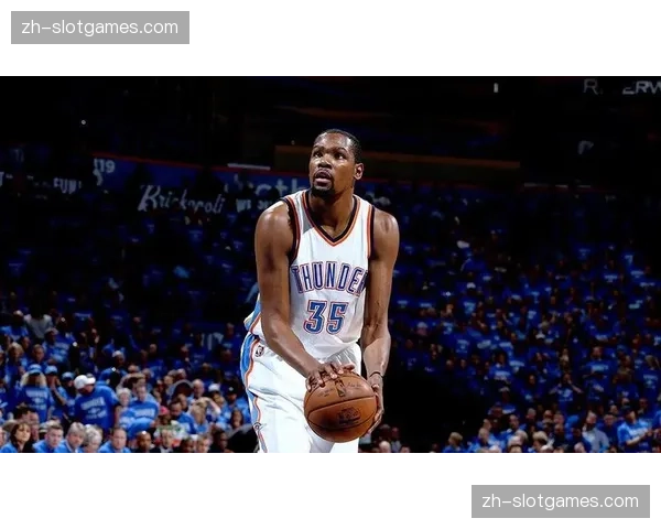 雷霆主场击败骑士 五外战术体系再度展现统治力