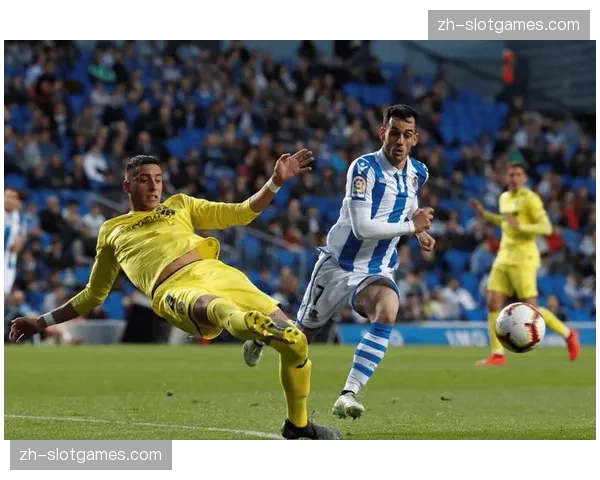 皇家社会对阵莱万特，新帅弗朗西斯科临场布阵受关注