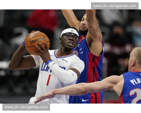 开拓者老鹰黄蜂灰熊快船明确重建，其中快船暂未展现清晰路径